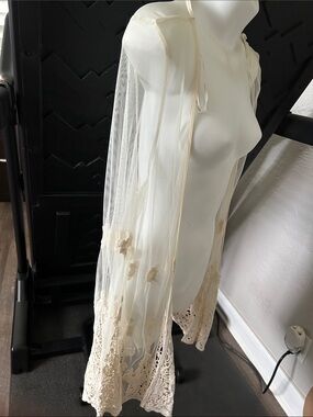 Blu Pepper Cream Sheer Crochet Trim Duster